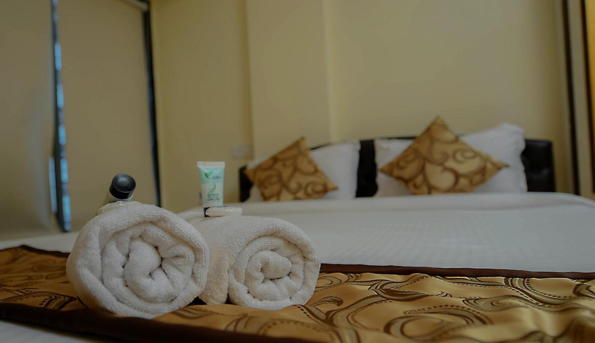Lalsai Residency Andheri Mumbai Bagian luar foto