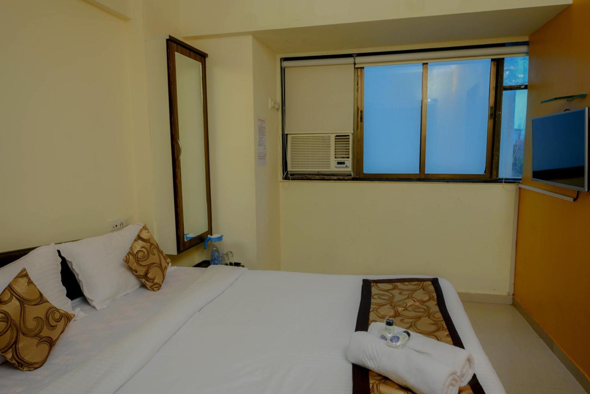 Lalsai Residency Andheri Mumbai Bagian luar foto