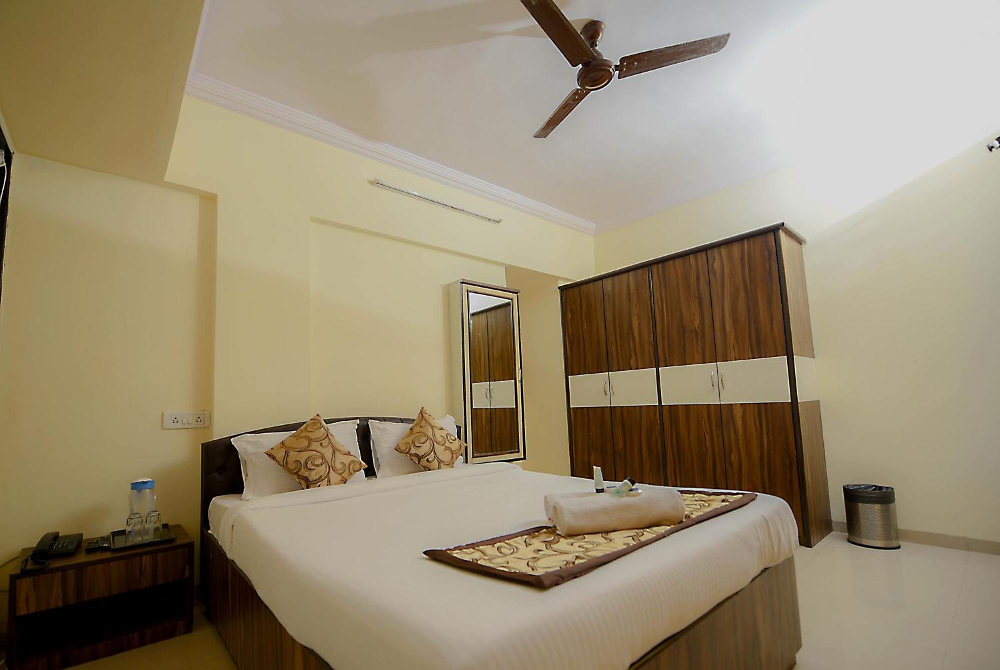 Lalsai Residency Andheri Mumbai Bagian luar foto