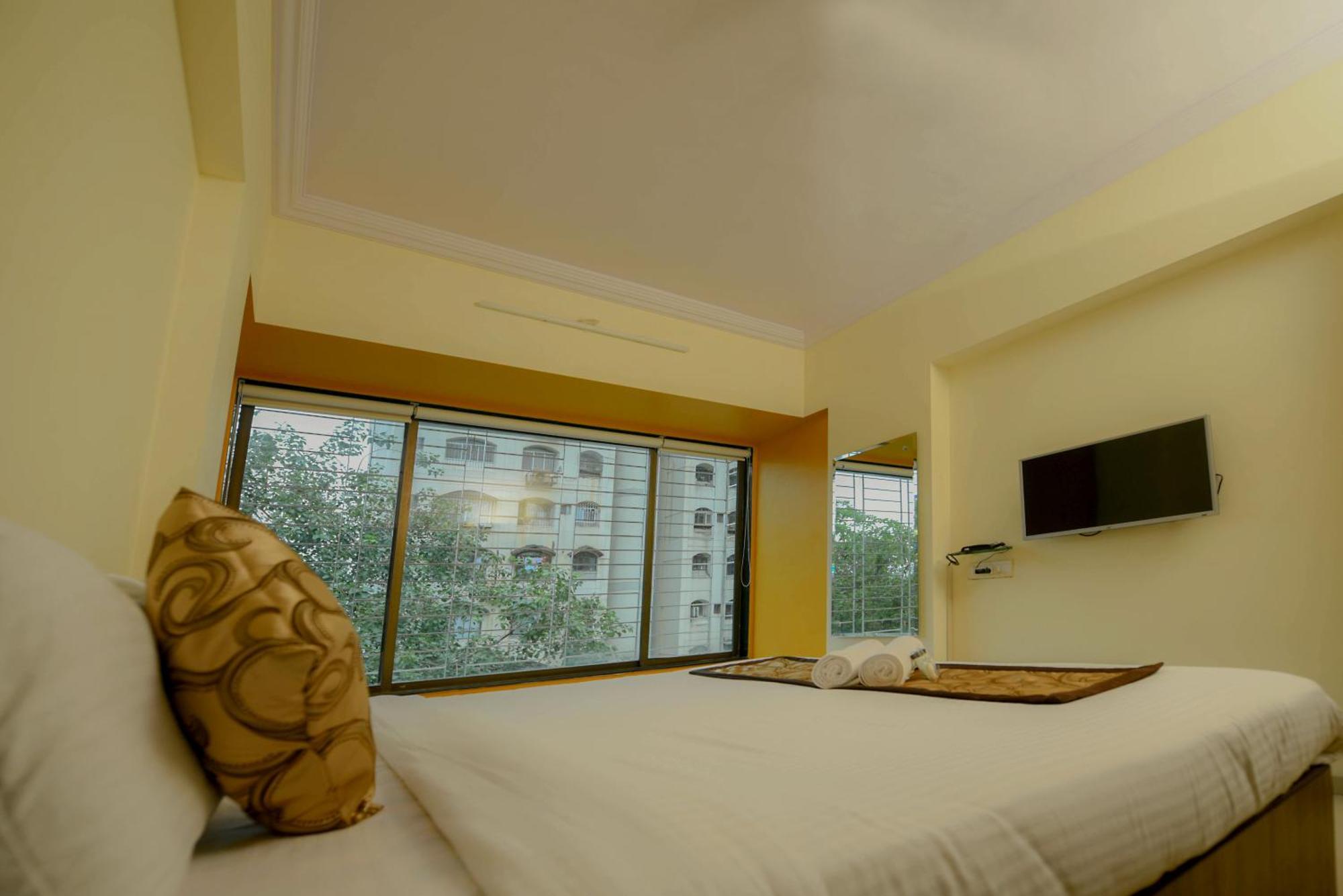 Lalsai Residency Andheri Mumbai Bagian luar foto