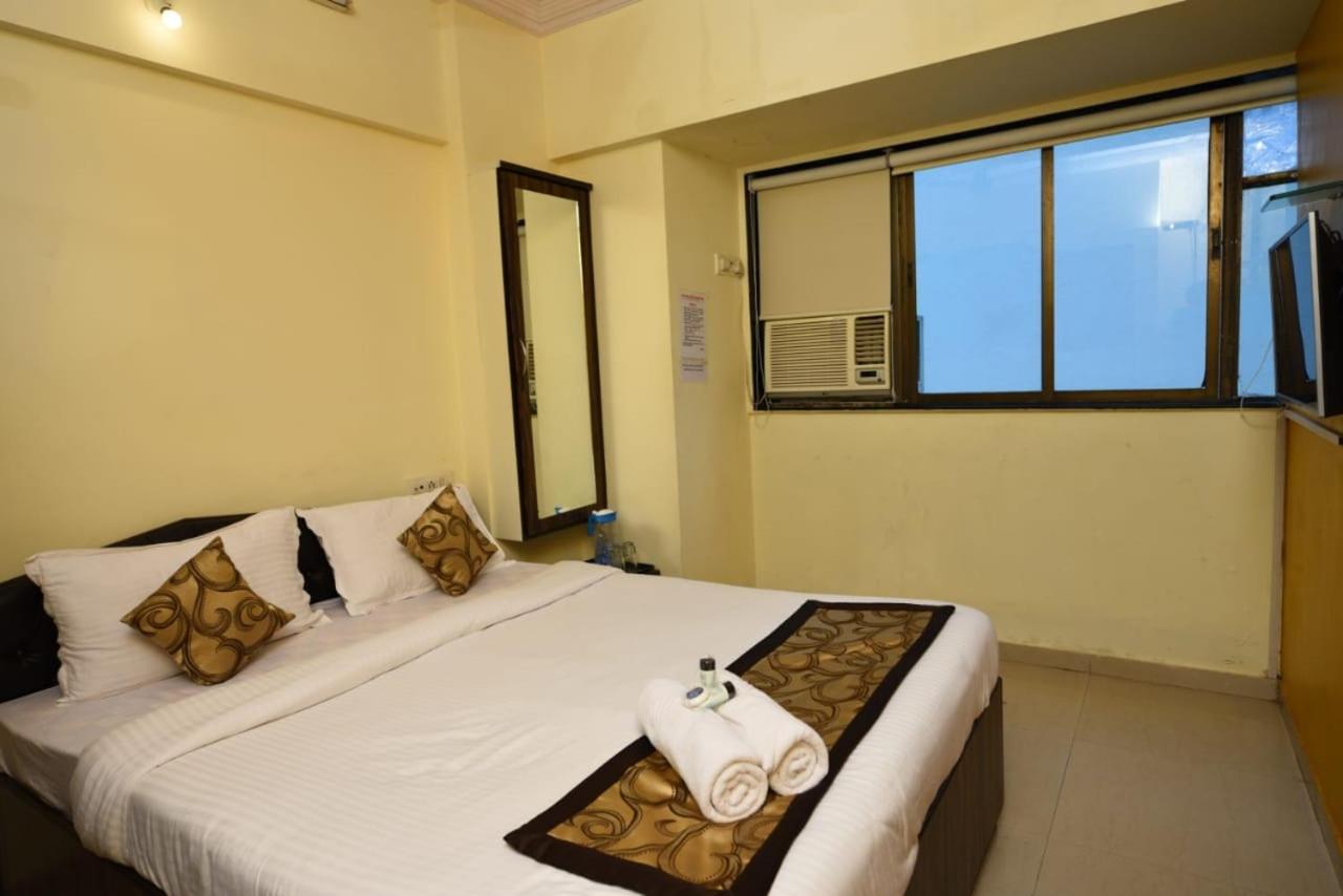 Lalsai Residency Andheri Mumbai Bagian luar foto